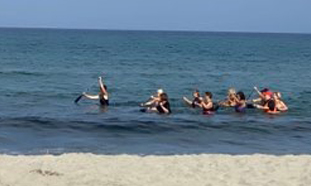 Ambiance du club de marche aquatique Corse.